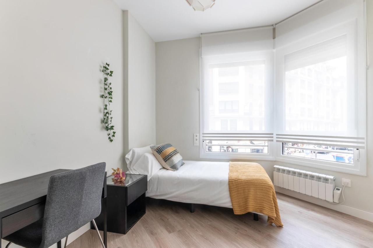 Moderno Y Amplio En El Centro Apartment บิลเบา ภายนอก รูปภาพ